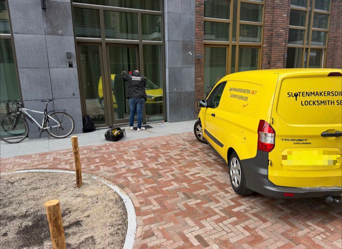 auto openen sluiten.jpeg